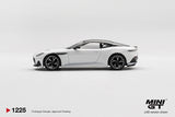 Mini GT 1225 Aston Martin DBS Stratus White