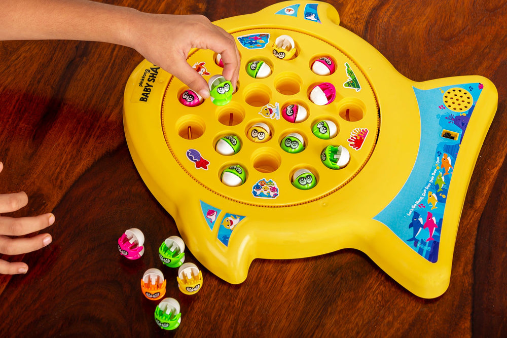 Baby Shark Sing and Go Fishing Game