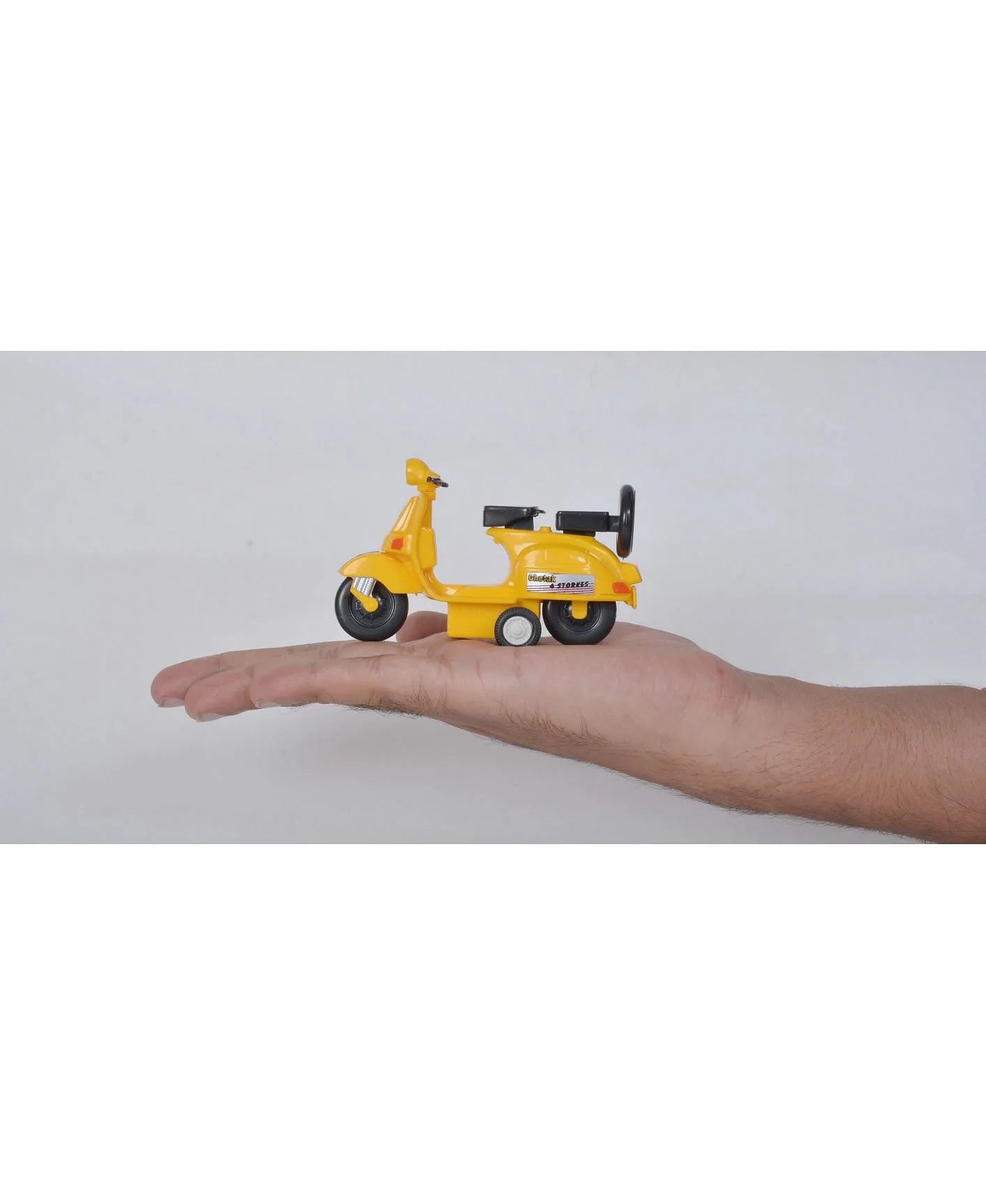 Centy Toys Fun Wheels Baby Chetak Scooter -  Yellow (Blister Broken)
