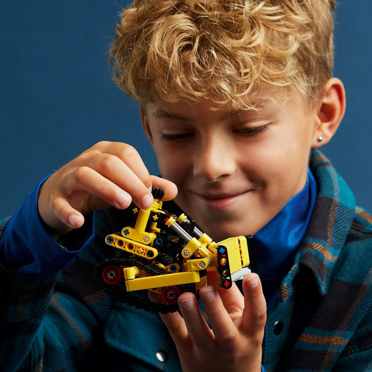 Lego Technic Heavy - Duty Bulldozer 42163