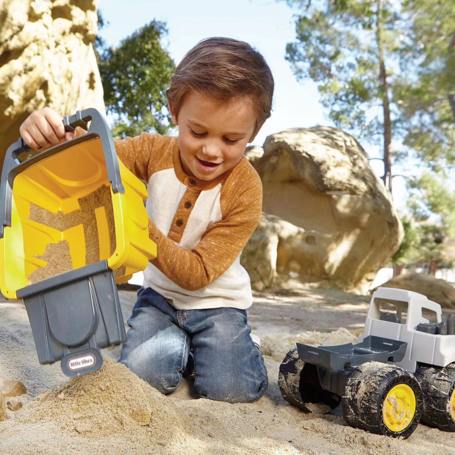 Little Tikes Dirt Diggers 2-in-1 Haulers Dump Truck - Yellow
