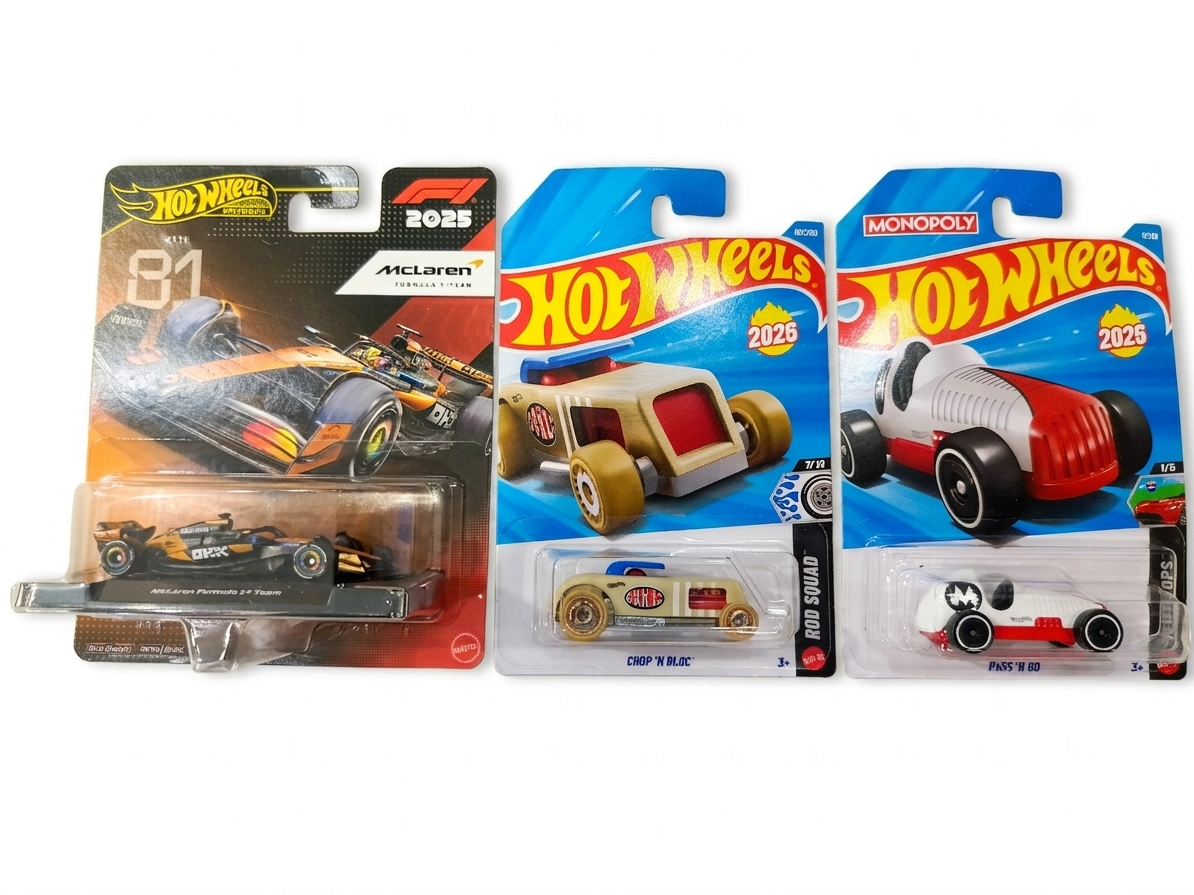 Hot Wheels Mclaren Formula 1 Team (#81), Chop 'N Bloc and Pass 'N Go