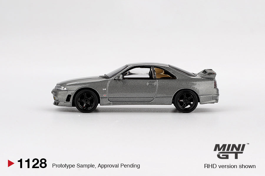 Mini GT 1128 NISSAN Skyline GT-R Dark Metal Gray (NISMO BCNR33 CRS Version)