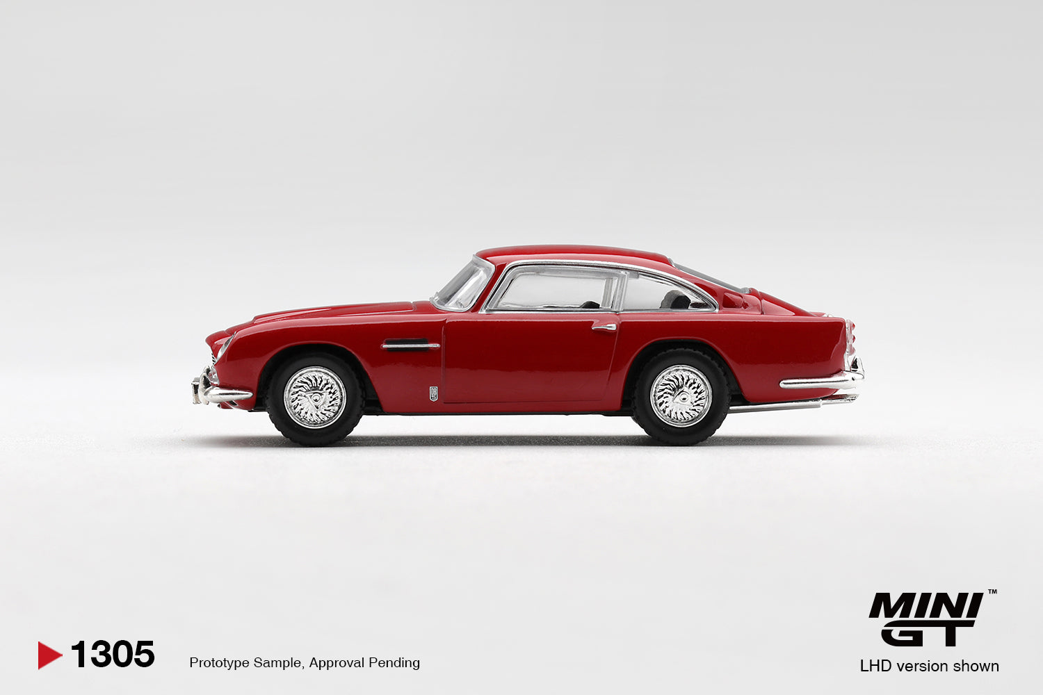 Mini GT 1305 Aston Martin DB5 Fiesta Red