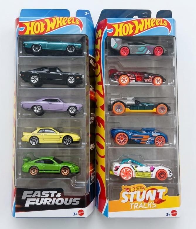 Hot Wheels Fast & Furious and HW Stunt Tracks