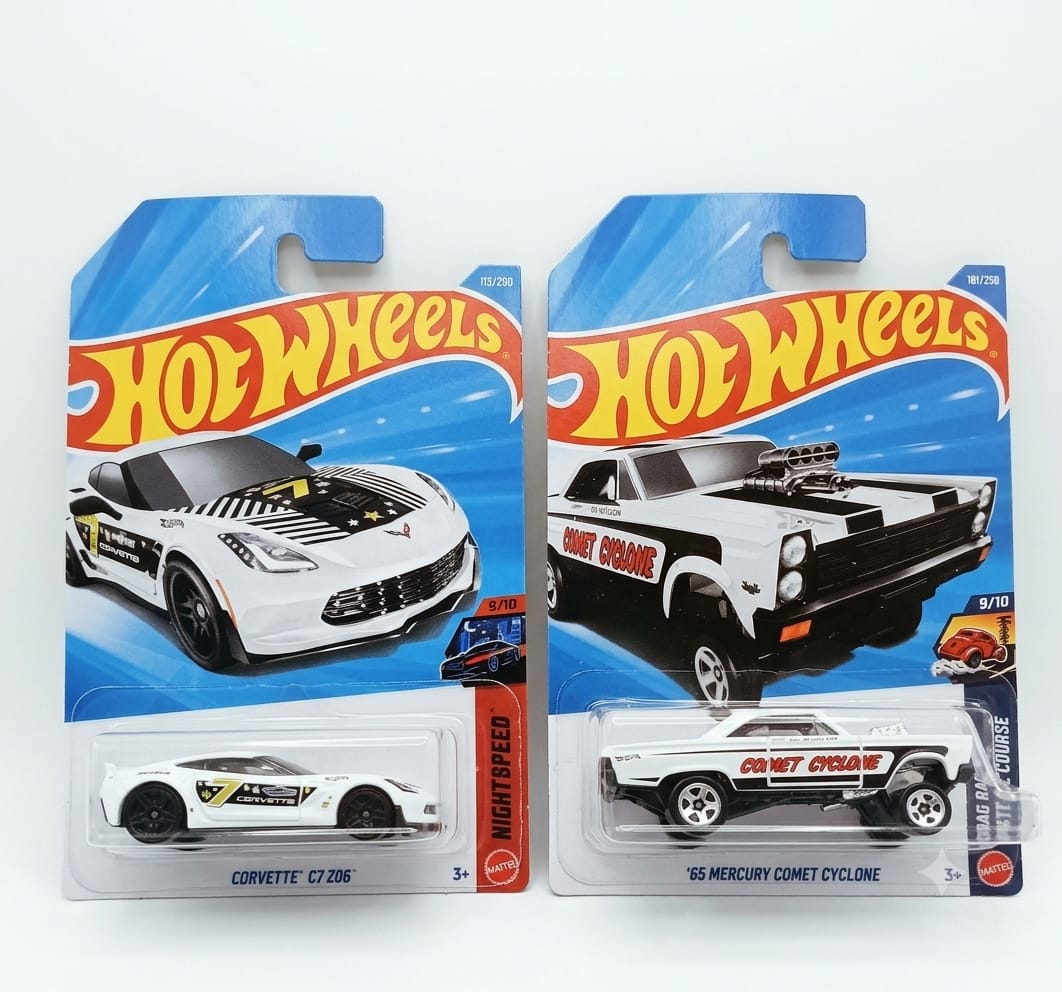 Hot Wheels Corvette C7 Z06 and 65 Mercury Comet Cyclone