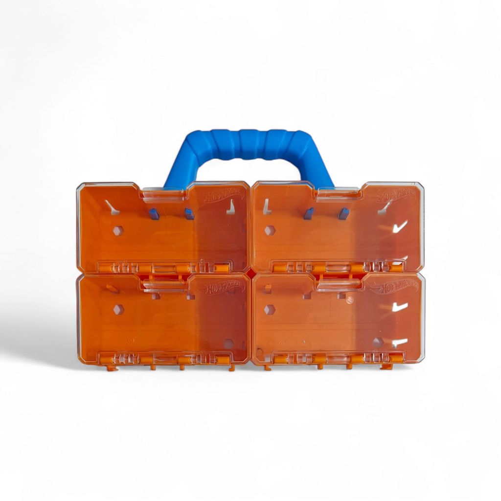 Hot Wheels Ultimate Collector Case with free Hot Wheels Golden Car