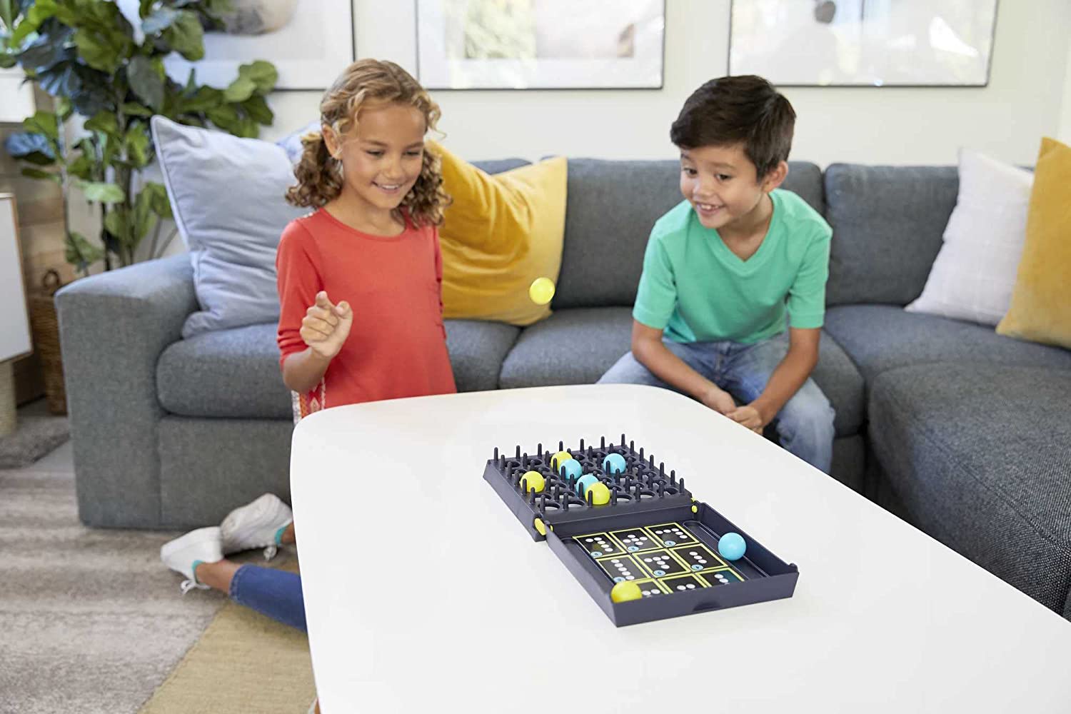 Mattel Games Travel Bounce-Off