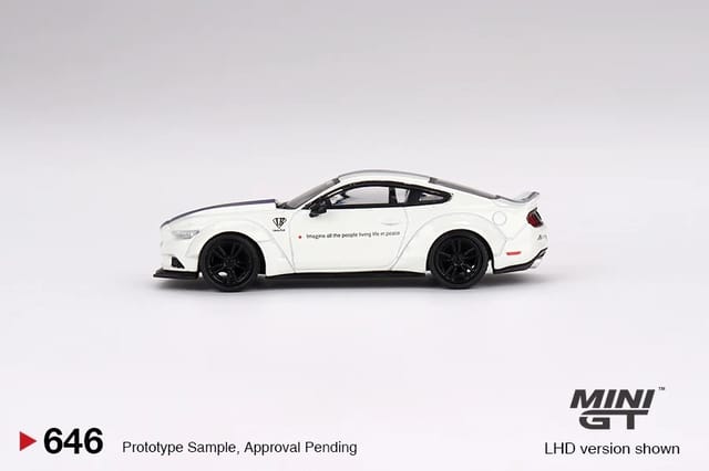 Mini GT Ford Mustang GT LB-Works White