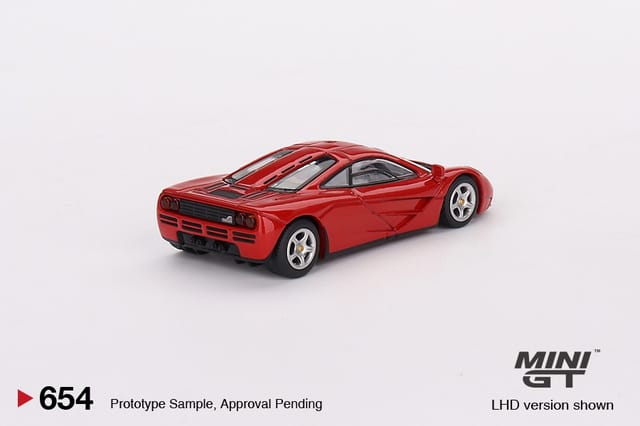 ミニカー 1:12 MINICHAMPS MCLAREN F1 GTR RED RARE! RED 1/12 MINICHAMPS MCLAREN F1 GTR ROADCAR FIRST