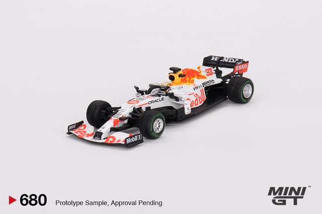 Mini GT Red Bull Racing RB16B #33 - Max Verstappen
