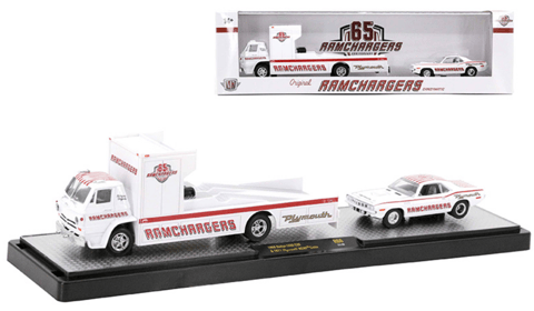 M2 Machines Diecast 1:64 Auto-Haulers Release 66 - Ramchargers - 1966 Dodge L600 COE & 1971 Plymouth HEMI Cuda