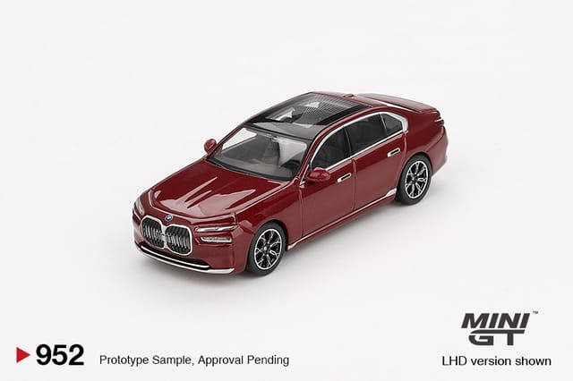 Mini GT 952 BMW i7 xDrive60 Aventurin