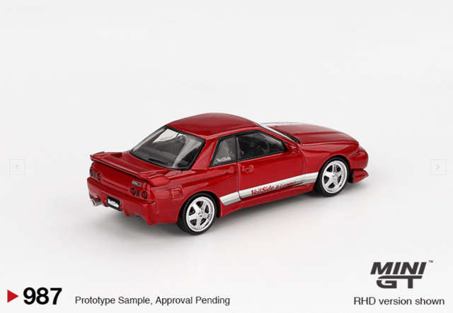 ミニカーMINI GT TOP SECRET R32 RED crome Let the Queue's begin