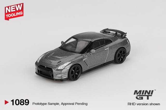 Mini GT 1089 NISSAN GT-R 2013 Dark Metal Gray (NISMO R35 CRS Version)