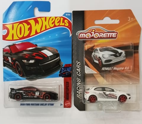 Hot Wheels '2020 Ford Mustang and Majorette Renault Megane R.S.