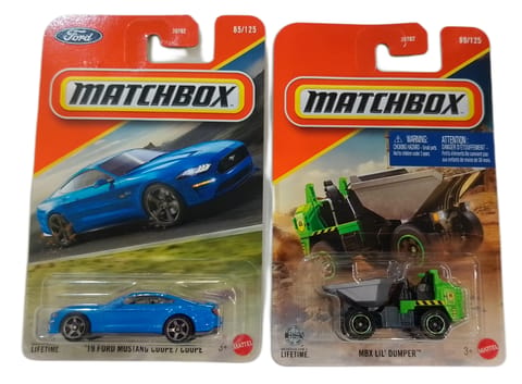 Matchbox '19 Ford Mustang Coupe / Coupe and MBX Lil' Dumper