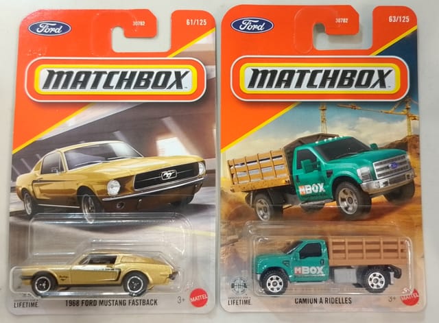 Matchbox 1968 Ford Mustang Fastback and Ford F-350 Stake Bed Truck / Camion A Ridelles