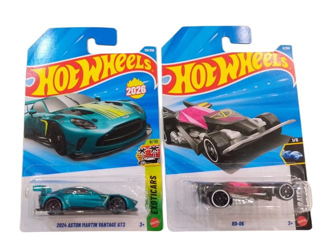 Hot Wheels 2024 Aston Martin Vantage GT3 and RD-06