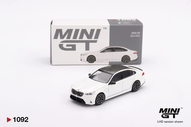 Mini GT 1092 BMW M5 Alpine White